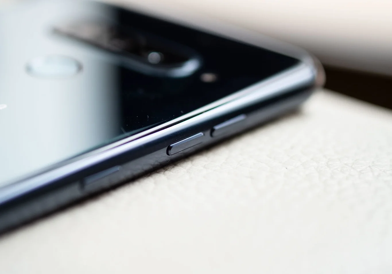 LG G8s Thing